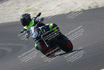 media/Sep-21-2025-TrackDaz (Sun) [[277c75b276]]/C Group/1140pm (Turn 3)/